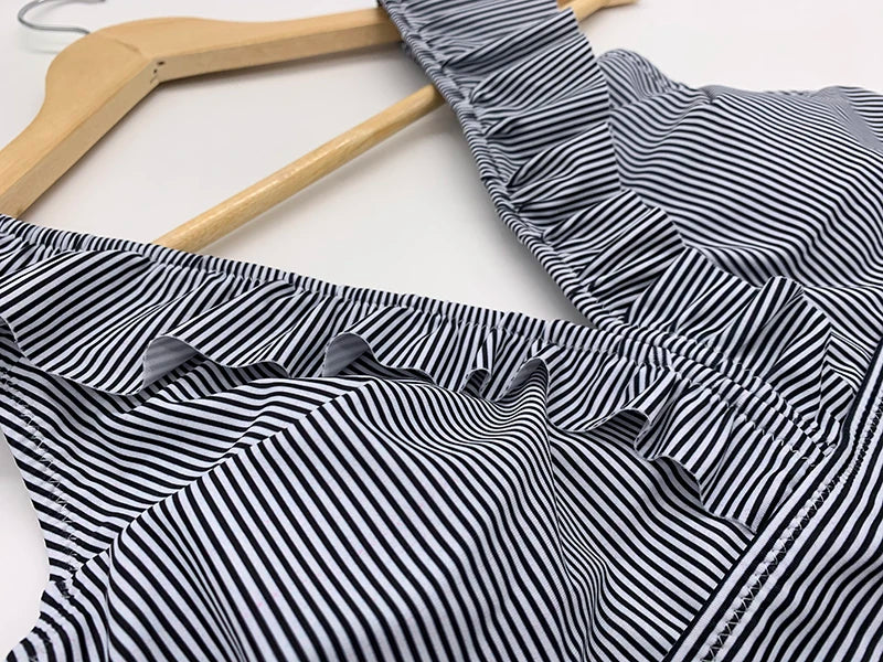 Women's Striped Ruffle One Piece Swimsuit | Vintage Print Monokini Beachwear