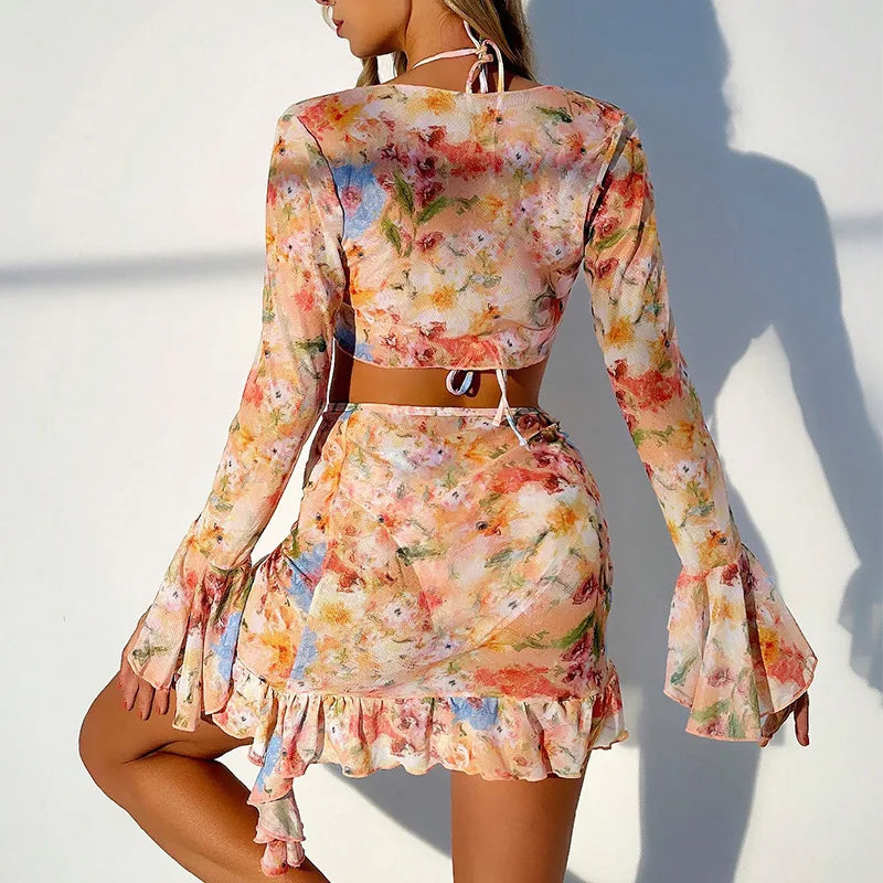 New Arrival Sexy Print Four Piece Bikini Set High Waist With Beach Skirt Long Sleeve Crop Top Swimwear Bikini Bathing Suit